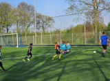 Trainingsavond S.K.N.W.K. JO7-1, JO11-1JM en JO12-1JM van maandag 8 april 2024 (39/79)